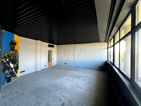 комерційна за адресою Лесі Українки бульв., 23