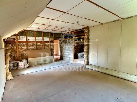 дом по адресу с. Софиевская борщаговка, Каштанова, 16