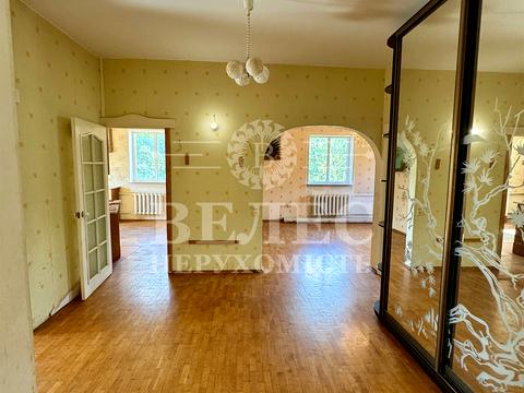 дом по адресу с. Софиевская борщаговка, Каштанова, 16