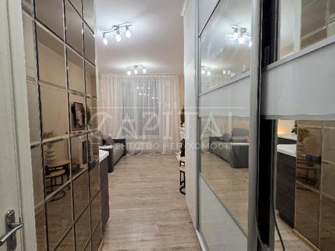 квартира за адресою Соборності просп. (Возз'єднання), 17 к2