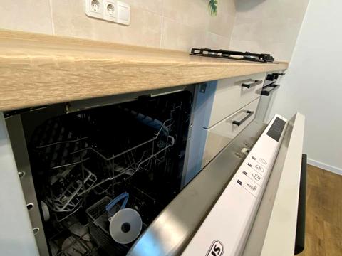 квартира за адресою Хіміків вул., 28, к.7-14