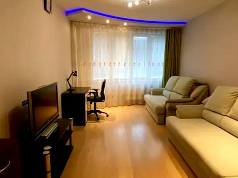 квартира по адресу Верховинная ул., 37