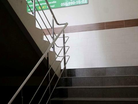 комерційна за адресою Михайла Мулика вул. (Гаркуші), 38