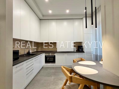 квартира по адресу Андрея Верхогляда ул. (Михайла Драгомирова), 2-А