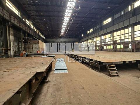 комерційна за адресою Київ, Набережно-Лугова вул., 8