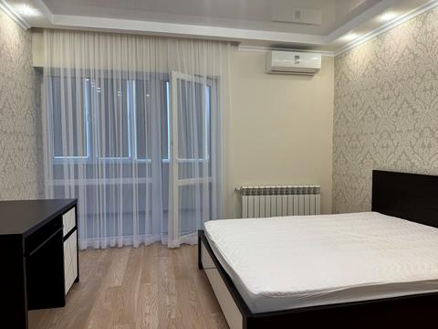 квартира за адресою Євгена Коновальця вул., 11