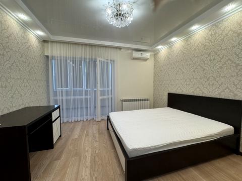 квартира за адресою Євгена Коновальця вул., 11