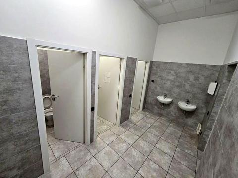 комерційна за адресою Борщагівська вул., 154