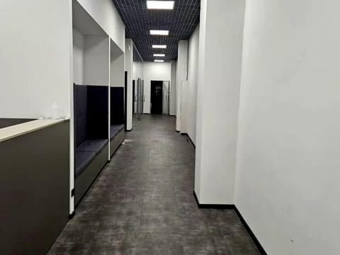 комерційна за адресою Борщагівська вул., 154