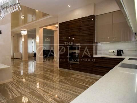 будинок за адресою Центральна