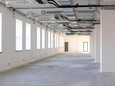 комерційна за адресою Академіка Книшова вул. (Амурська), 6