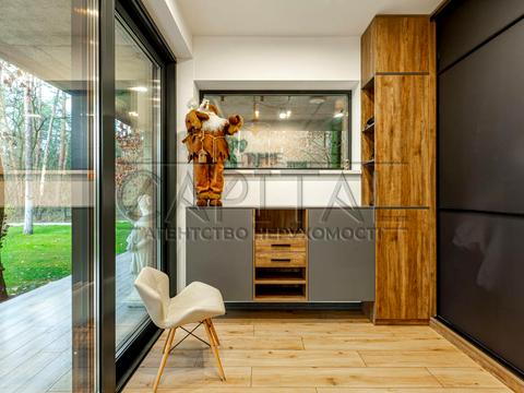 будинок за адресою набережна, 12