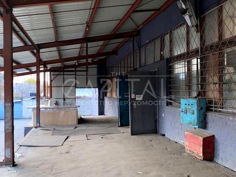 комерційна за адресою Саперно-Слобідська вул., 25