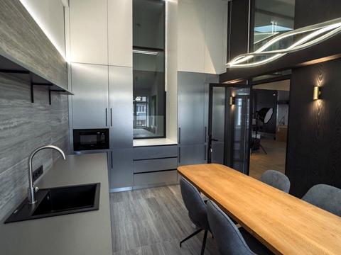 комерційна за адресою Панаса Мирного вул., 8