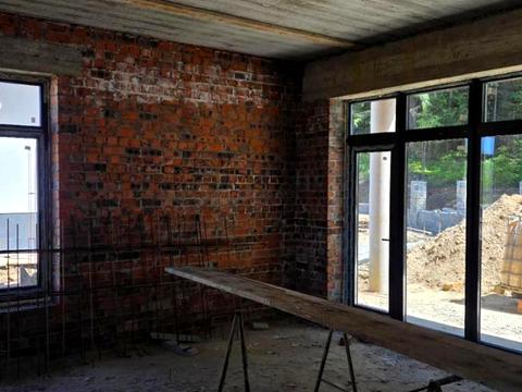 комерційна за адресою Олекси Довбуша вул., 22