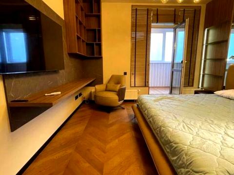 квартира за адресою Андрія Верхогляда вул. (Михайла Драгомирова), 3