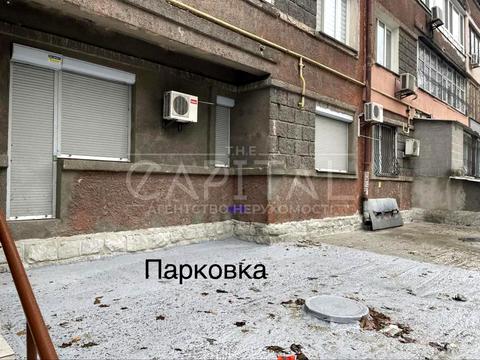 комерційна за адресою Політехнічний пров., 4