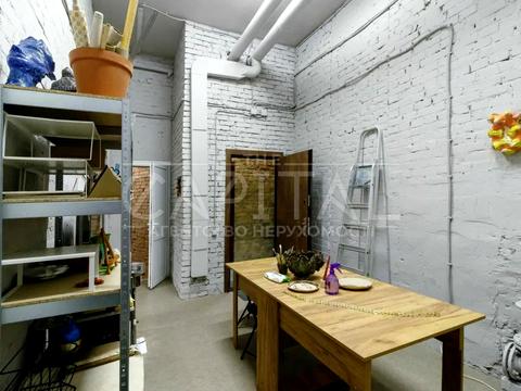 комерційна за адресою Політехнічний пров., 4