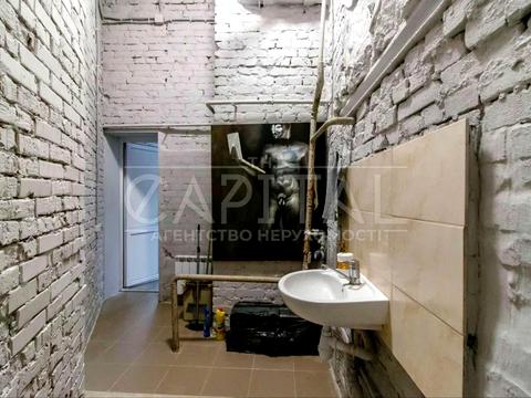 комерційна за адресою Політехнічний пров., 4