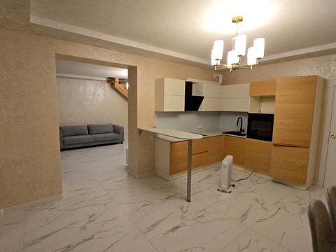 будинок за адресою Чорновола вул.