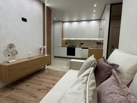 квартира по адресу Радісна, 6