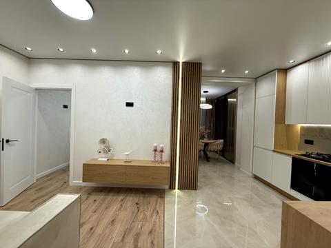 квартира по адресу Радісна, 6