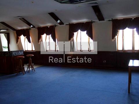 коммерческая по адресу Андреевский спуск, 7