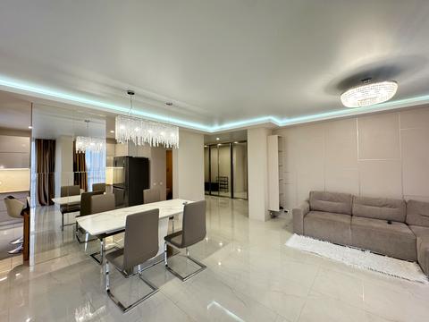 квартира за адресою Салютна вул., 2к1