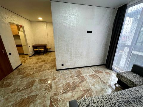 квартира за адресою Вишнева вул., 8