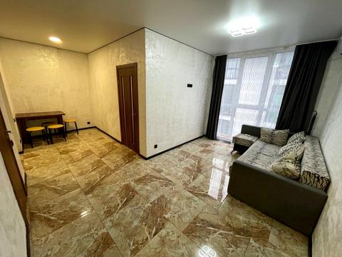 квартира за адресою Вишнева вул., 8