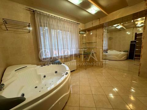 дом по адресу Золотые Ворота ул., 60