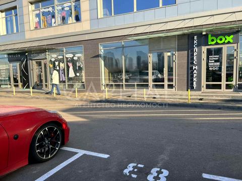 комерційна за адресою Трускавецька вул., 6а