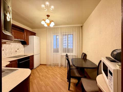 квартира за адресою Олени Пчілки вул., 4