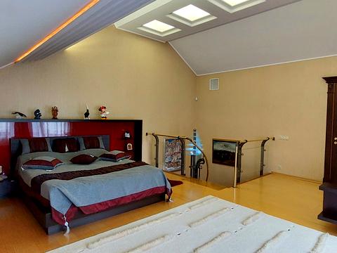 будинок за адресою Любомира Романківа вул. (Червона)