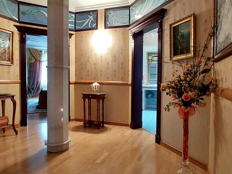 будинок за адресою Любомира Романківа вул. (Червона)