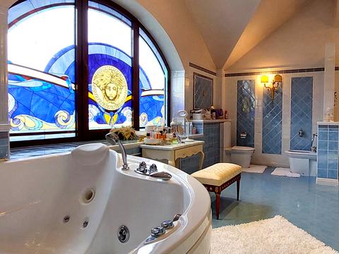 будинок за адресою Любомира Романківа вул. (Червона)