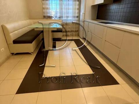 квартира за адресою Київ, Урлівська вул., 36