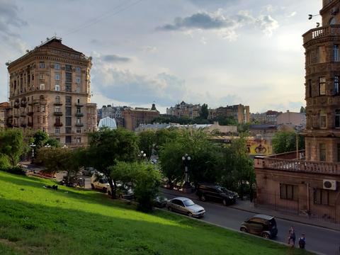 коммерческая по адресу Банковая ул., 19/11