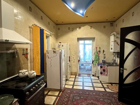 будинок за адресою Центральна вул.