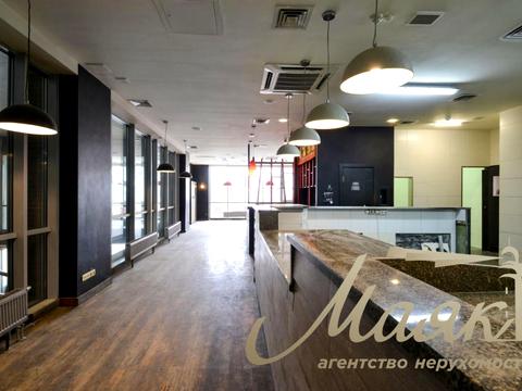 комерційна за адресою Саксаганського вул., 120