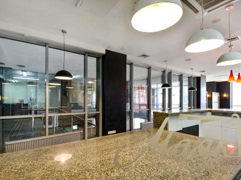 комерційна за адресою Саксаганського вул., 120