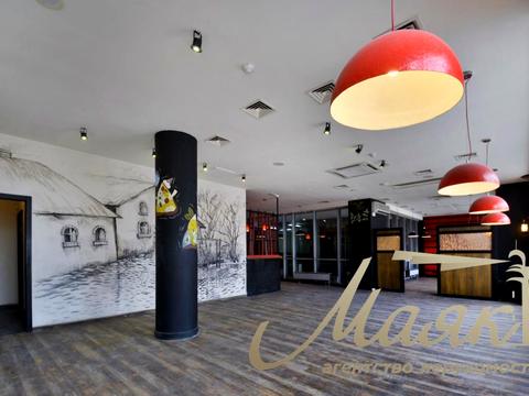 комерційна за адресою Саксаганського вул., 120