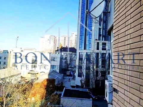 квартира за адресою Антоновича вул. (Горького), 140