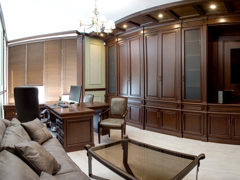 комерційна за адресою Антоновича вул. (Горького), 131