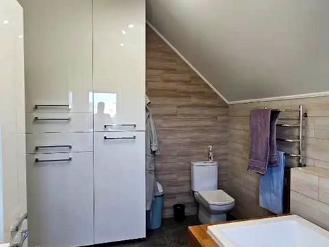 дом по адресу вул. Геологів, 21