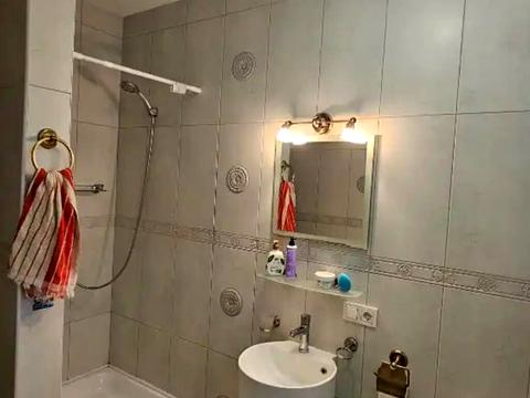 дом по адресу вул. Геологів, 21