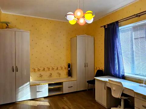 дом по адресу вул. Геологів, 21