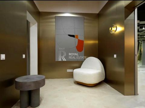 комерційна за адресою Буслівська вул., 12