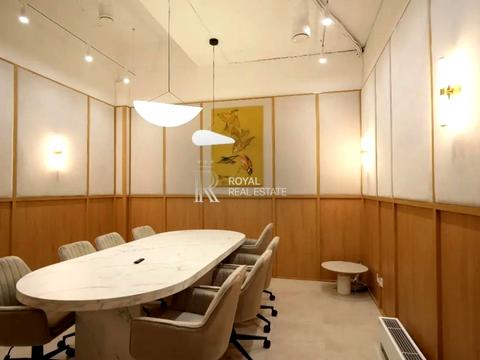 комерційна за адресою Буслівська вул., 12