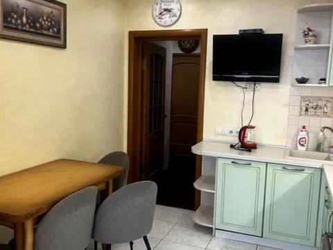 квартира за адресою Зоряний бульв., 1-Д